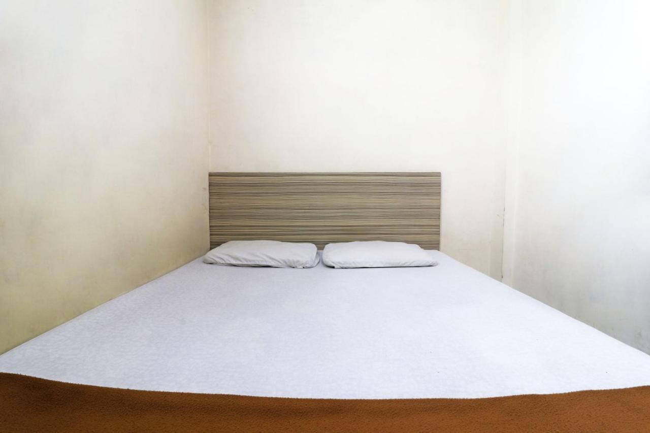 Guest House Taman Sari Syariah Pakanbaru Exteriör bild