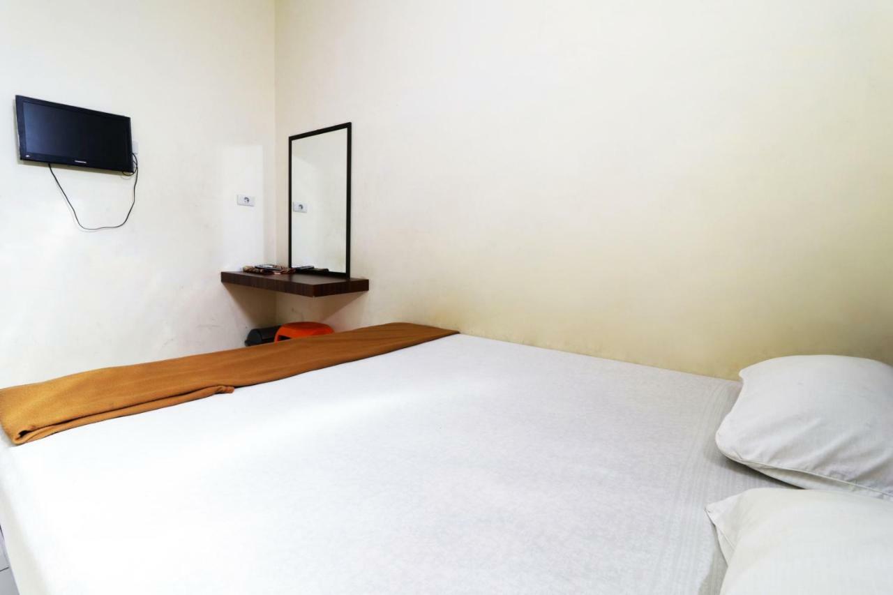 Guest House Taman Sari Syariah Pakanbaru Exteriör bild